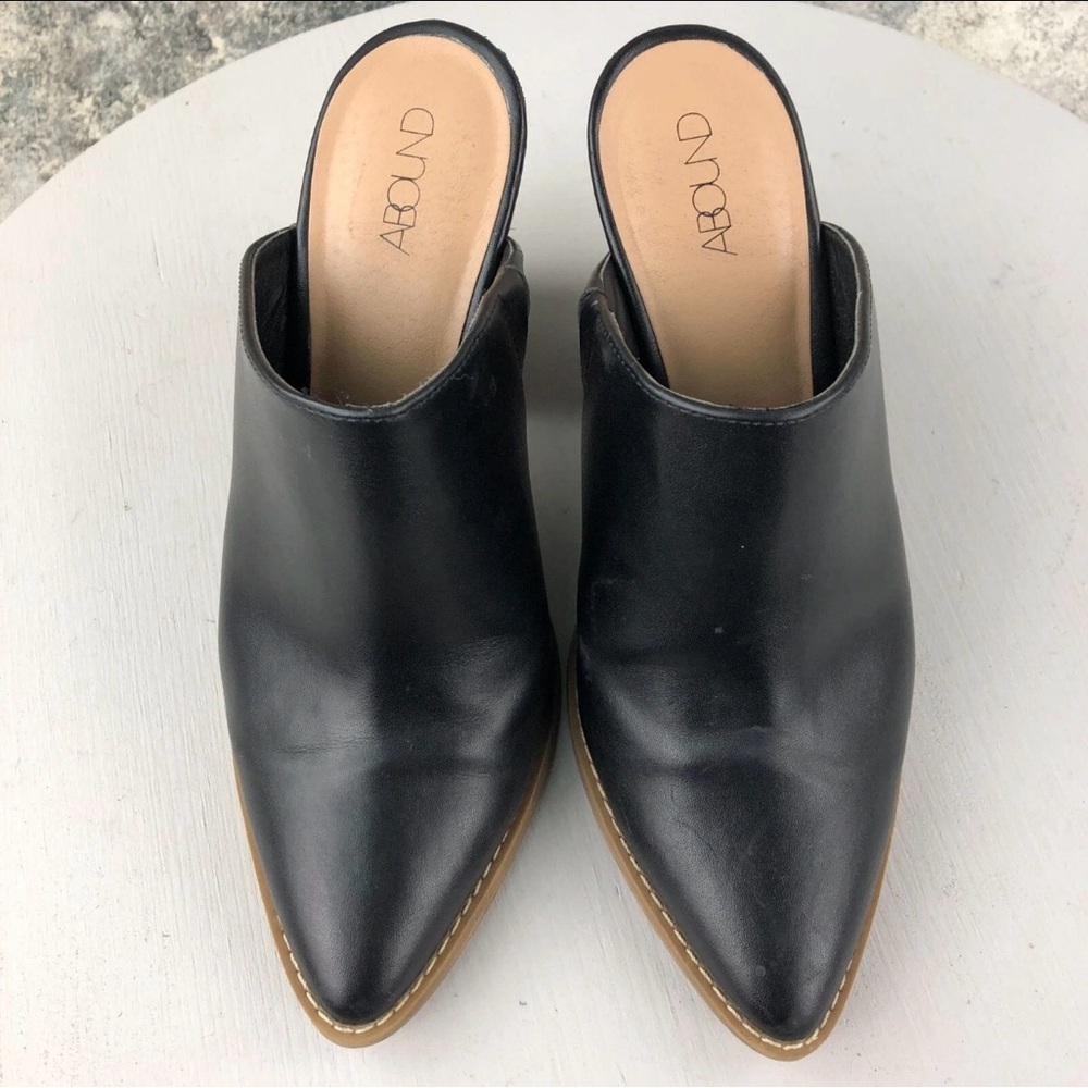 Abound Women's Black Leather Mules. Size 9